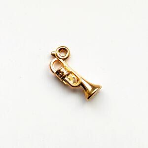 Vintage Estate Rich Gold Tone Trumpet Musician Mini Pendant Bracelet Charm